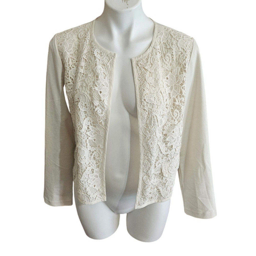 Chico's Ivory Crochet Lace Bolero jacket Size 1 (S) - Picture 2 of 10